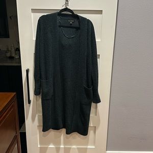 Green long line sweater